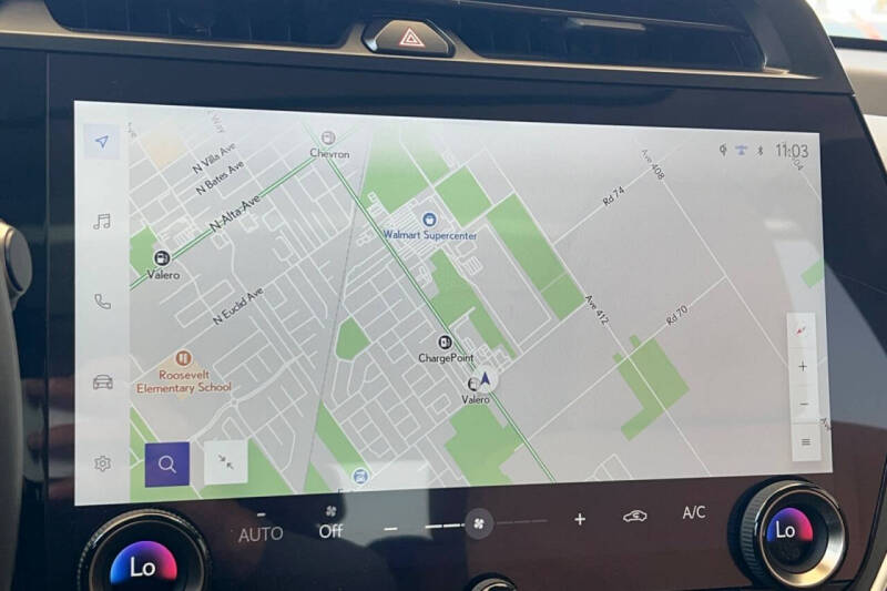 2023 Lexus RZ 450e Luxury