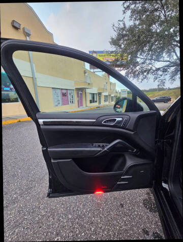 2013 Porsche Cayenne GTS