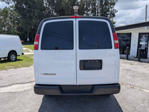 2016 Chevrolet Express 3500