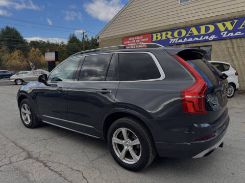 2016 Volvo XC90 T5 Momentum