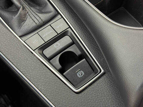 2021 Toyota Avalon XSE Nightshade