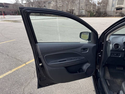2021 Mitsubishi Mirage SE