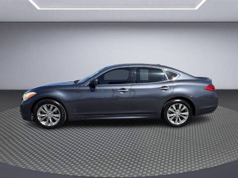 2011 Infiniti M37
