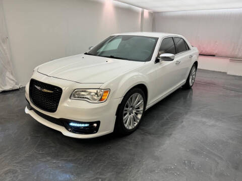 2014 Chrysler 300 C