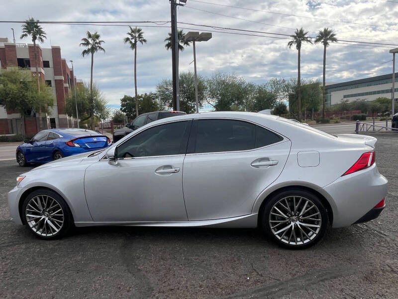2016 Lexus IS 200t