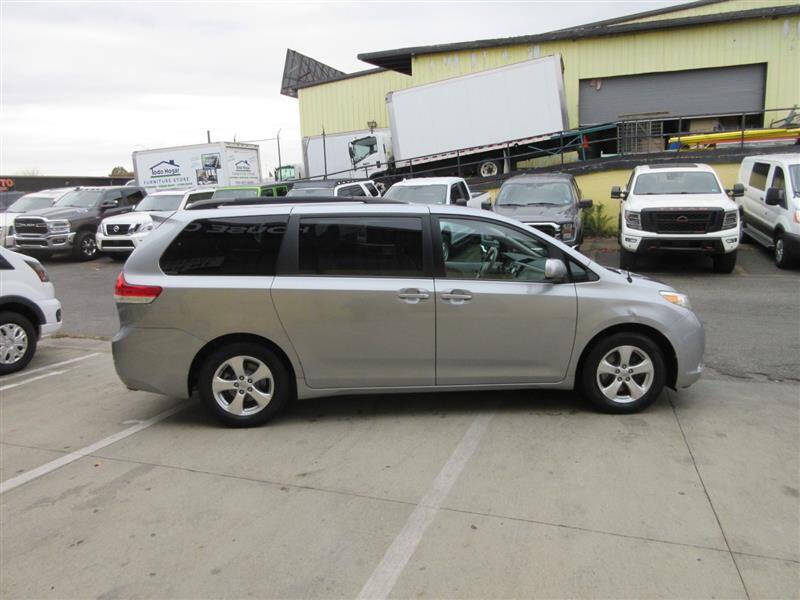 2013 Toyota Sienna