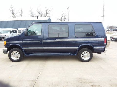 2005 Ford E-Series E-250 SD