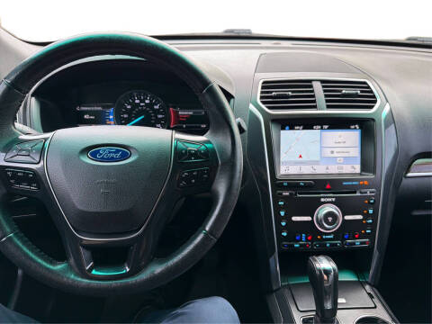 2017 Ford Explorer Limited