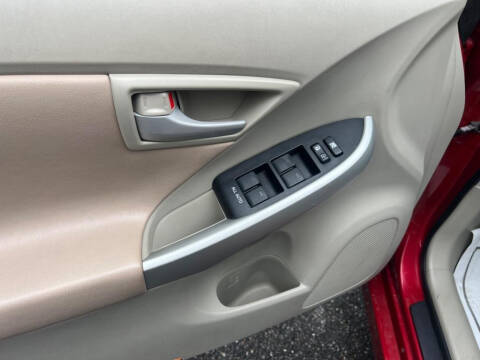 2011 Toyota Prius Three