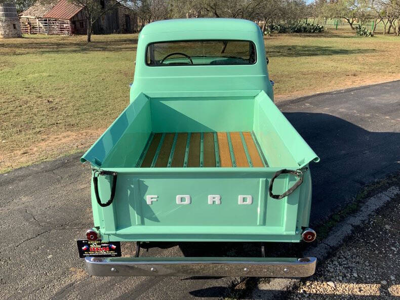1954 Ford F-100