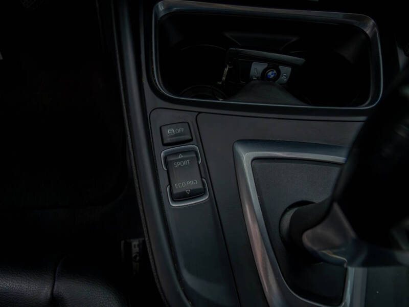 2012 BMW 3 Series 328i