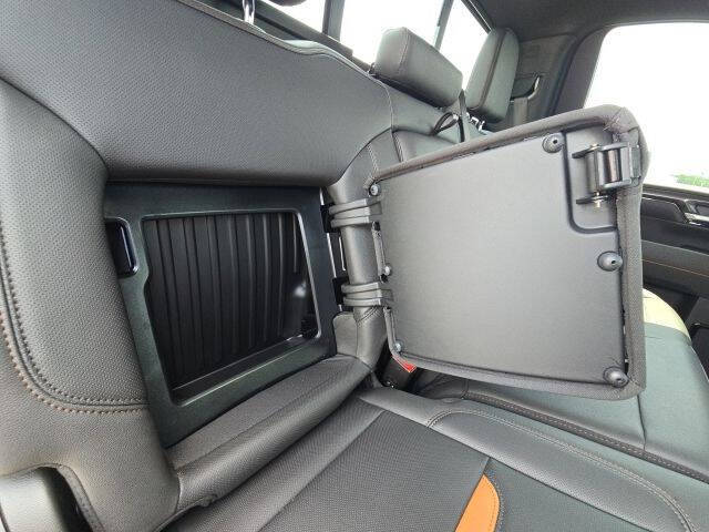 2025 GMC Sierra 3500HD