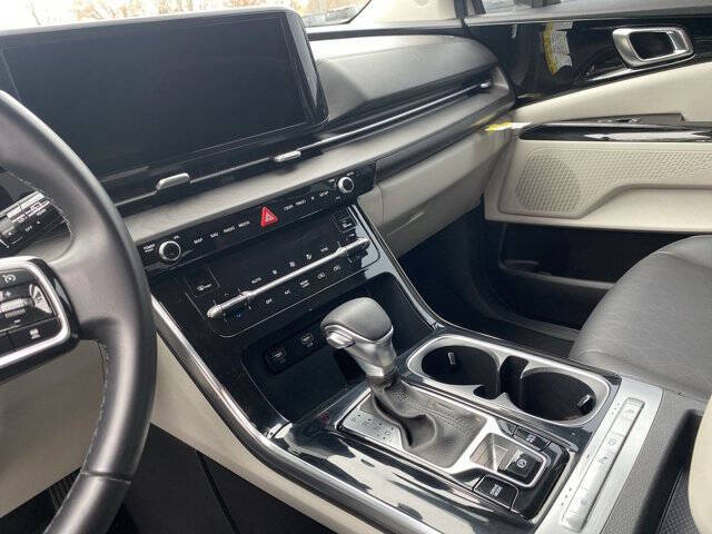 2022 Kia Carnival EX