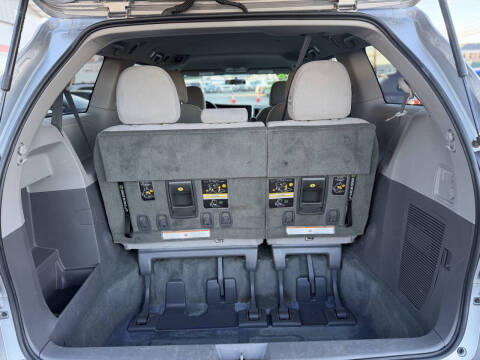 2016 Toyota Sienna L 7-Passenger