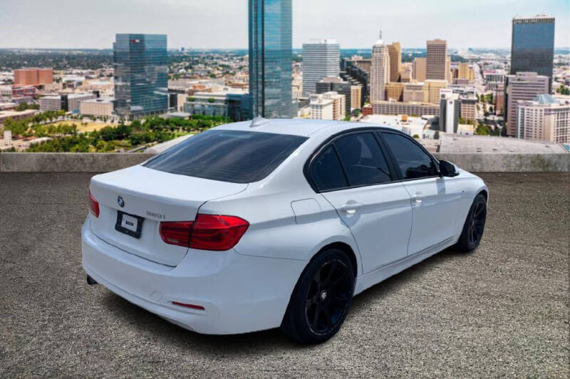 2018 BMW 3 Series 320i