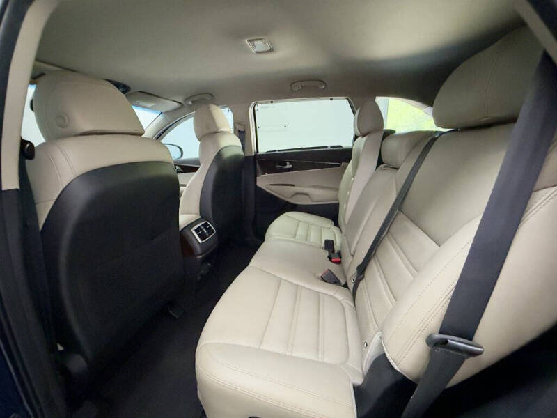2017 Kia Sorento EX