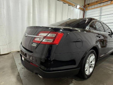 2016 Ford Taurus SEL