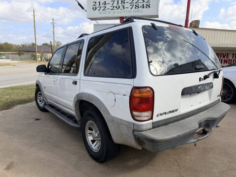 2001 Ford Explorer Sport