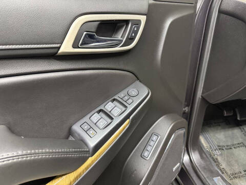 2017 GMC Yukon Denali