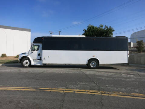 2014 Freightliner M2-106 RV Bus