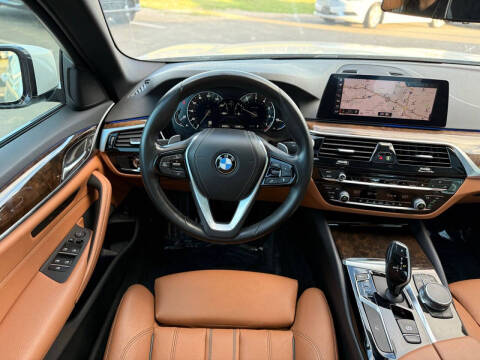 2019 BMW 5 Series 540i