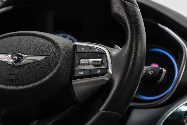 2023 Genesis G70