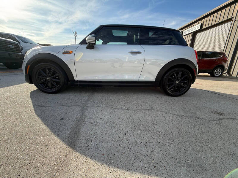 2016 MINI Hardtop 2 Door Cooper