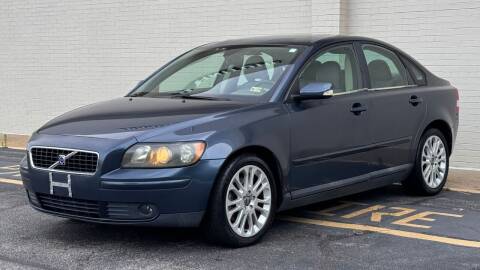 2005 Volvo S40 for sale at Carland Auto Sales INC. in Portsmouth VA