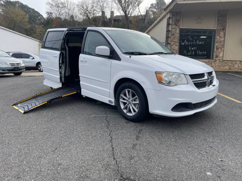 2014 Dodge Grand Caravan SXT's photo