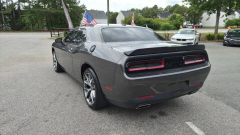 2021 Dodge Challenger SXT