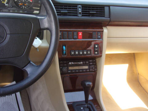 1994 Mercedes-Benz E-Class E 320