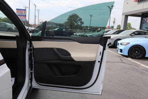 2022 Tesla Model X Plaid