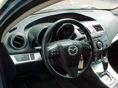 2011 Mazda MAZDA3 i Touring