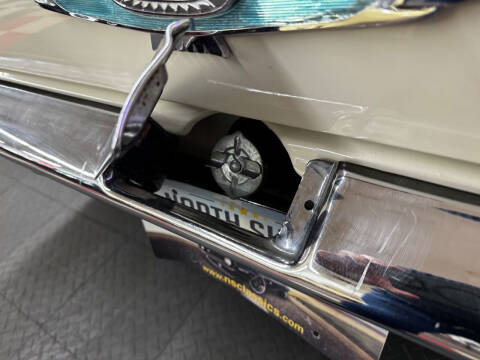 1963 Ford Thunderbird