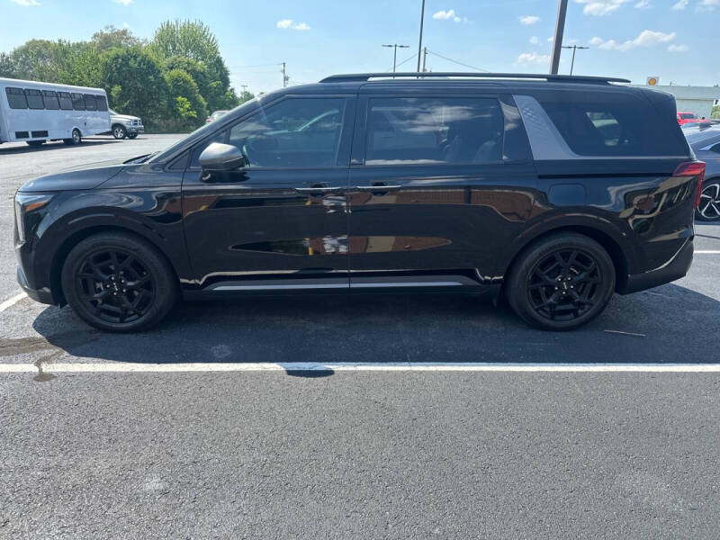 2025 Kia Carnival SX