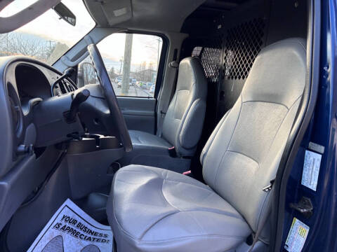 2008 Ford E-Series E-250