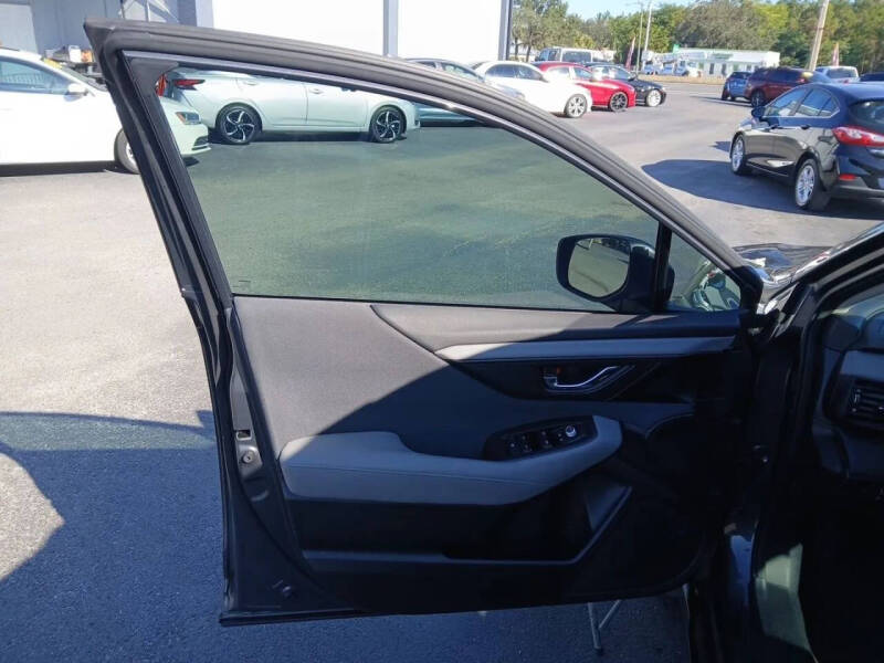 2023 Subaru Outback Premium