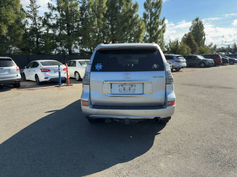 2017 Lexus GX 460