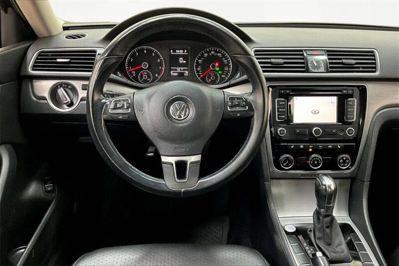 2014 Volkswagen Passat
