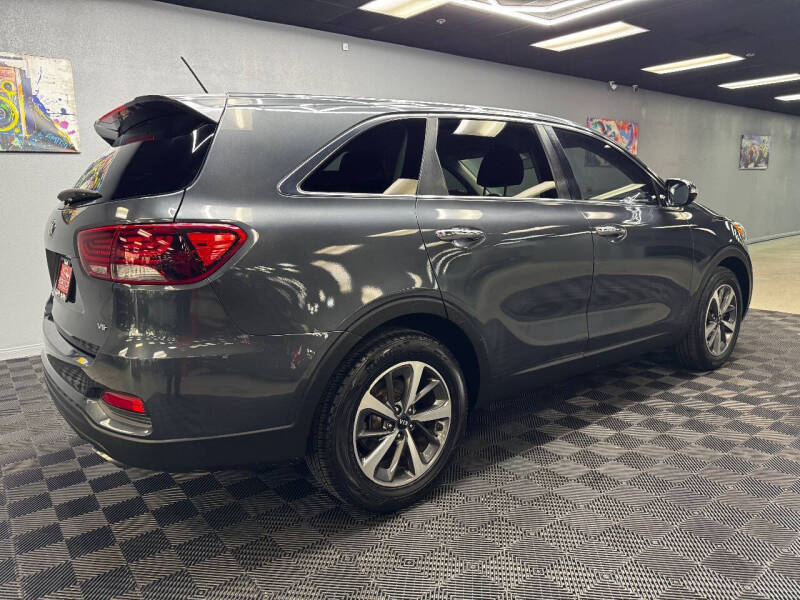 2020 Kia Sorento LX V6