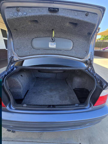2003 BMW 3 Series 325Ci