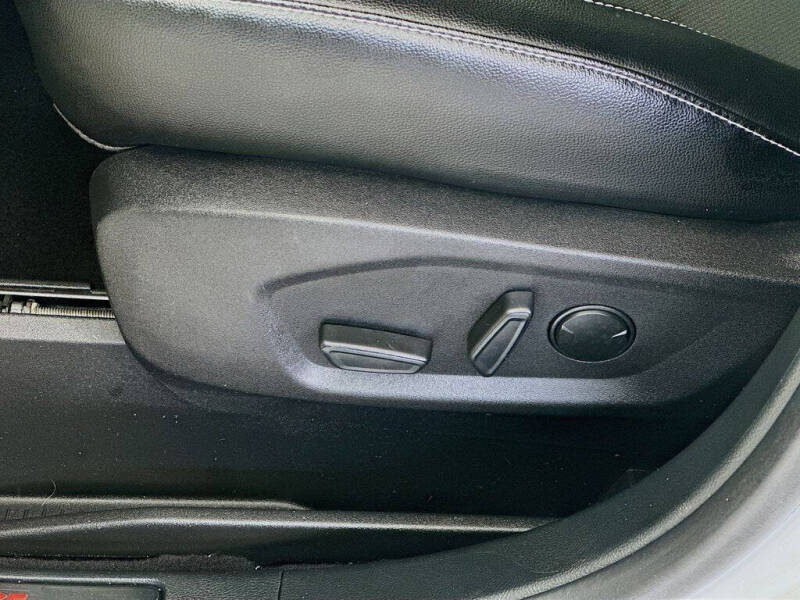 2022 Ford Edge ST