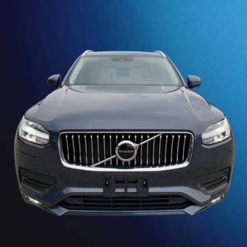 2021 Volvo XC90 T6 Momentum 7-Passenger