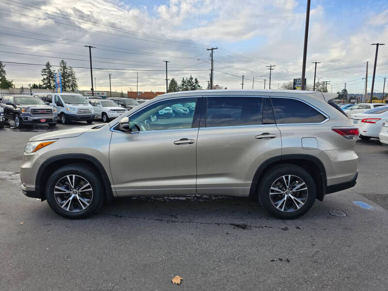 2016 Toyota Highlander XLE