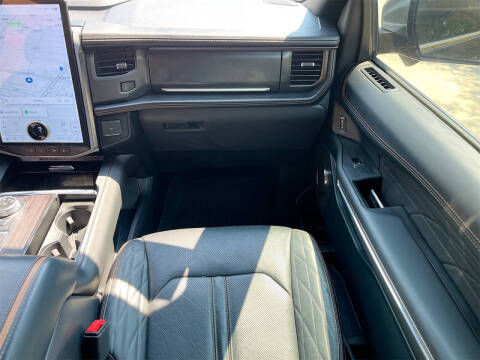 2022 Ford Expedition MAX Platinum