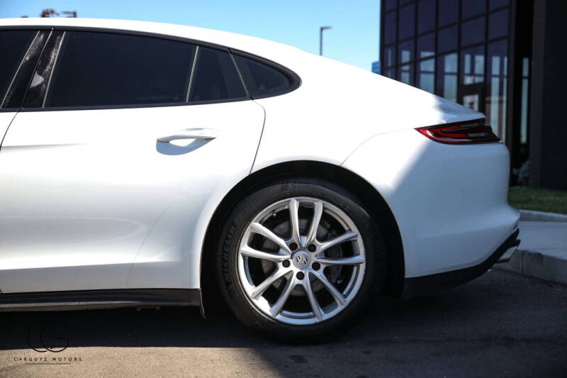 2018 Porsche Panamera
