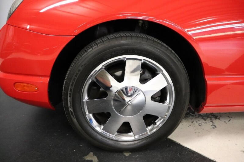 2002 Ford Thunderbird