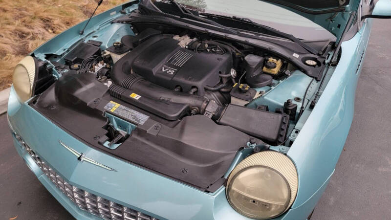 2002 Ford Thunderbird Deluxe