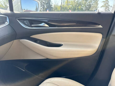 2019 Buick Enclave Essence