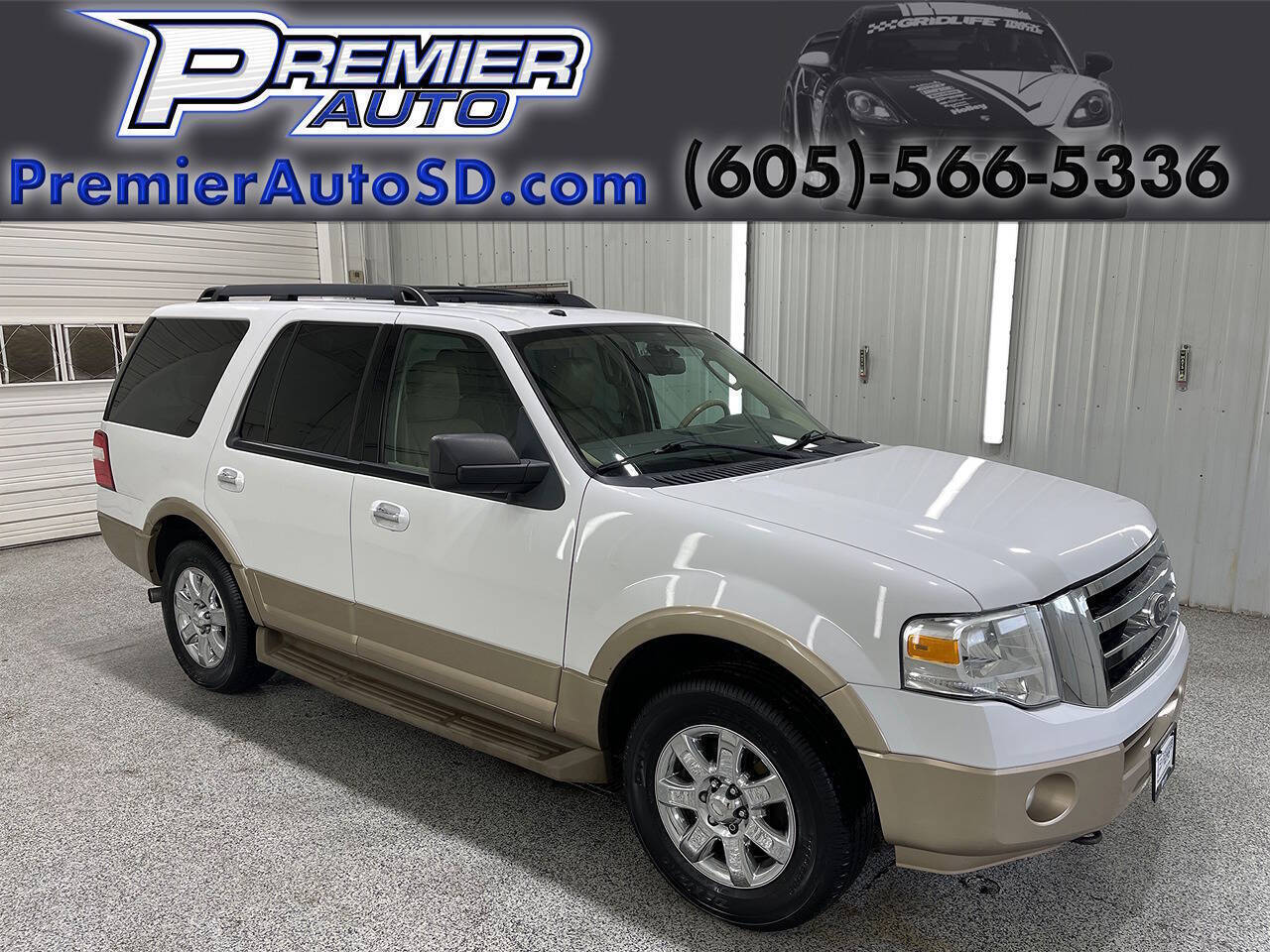 White 2012 Ford Expedition XLT 4x4 XLT 4dr SUV 1